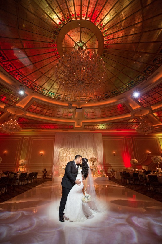 glam-wedding-at-the-taglyan-complex