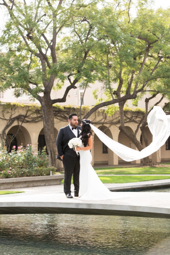 glam-wedding-at-the-taglyan-complex