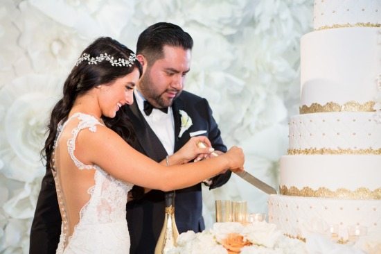 glam-wedding-at-the-taglyan-complex