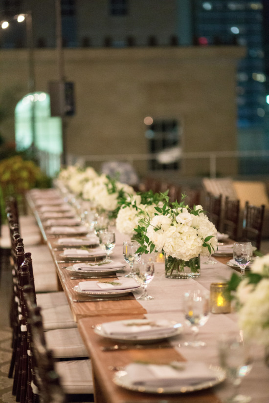 glamorous-white-and-gray-wedding