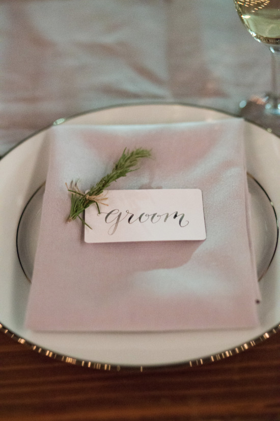 glamorous-white-and-gray-wedding