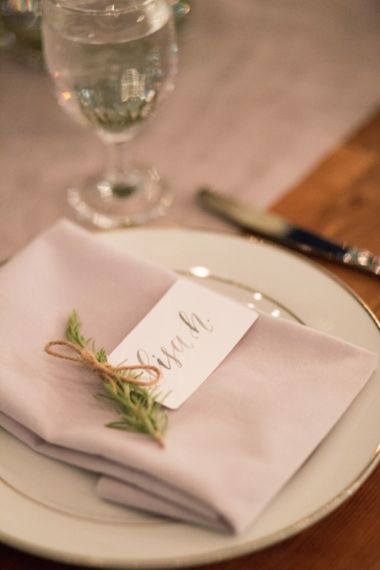 glamorous-white-and-gray-wedding