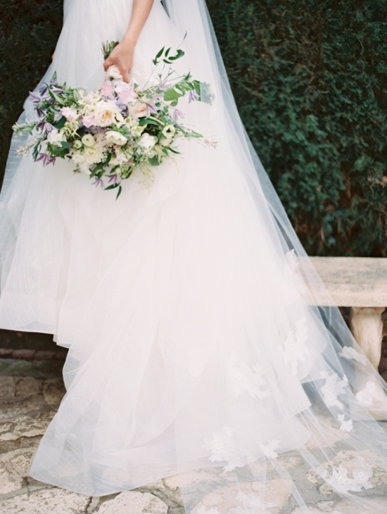 luxurious-lavender-and-royal-blue