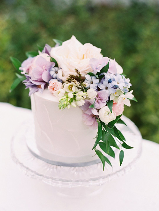 light lavender wedding cake