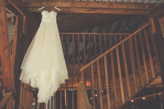 natural-green-and-grey-wedding-in