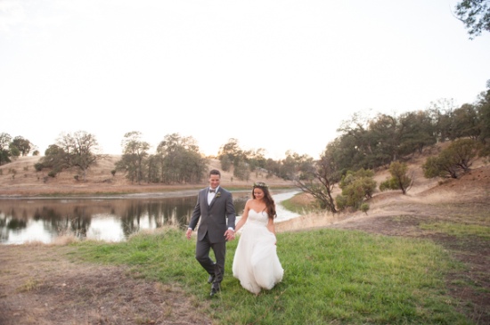 natural-green-and-grey-wedding-in