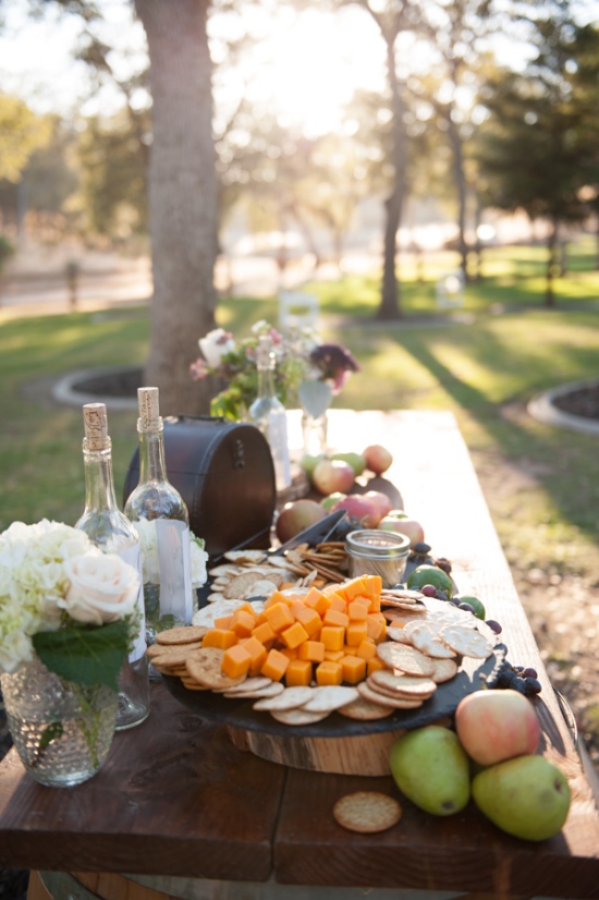 natural-green-and-grey-wedding-in