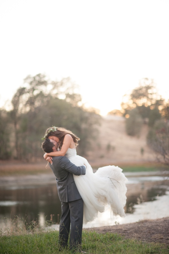 natural-green-and-grey-wedding-in
