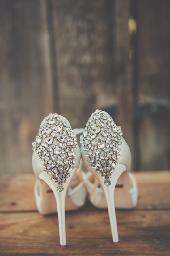 natural-green-and-grey-wedding-in