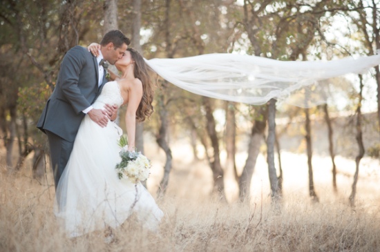 natural-green-and-grey-wedding-in
