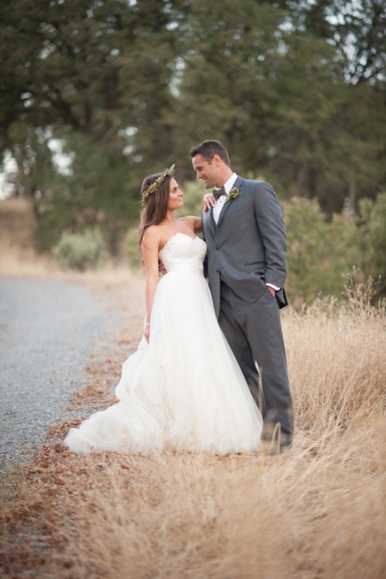 natural-green-and-grey-wedding-in