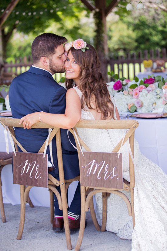 Sweetheart chairs for bride and groom