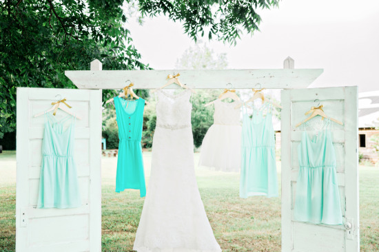pretty-mint-and-pink-wedding