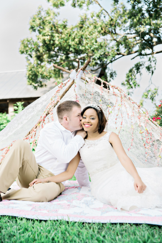 pretty-mint-and-pink-wedding