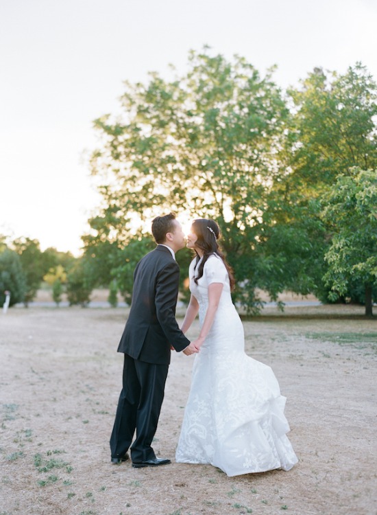 purple-luxury-farm-wedding