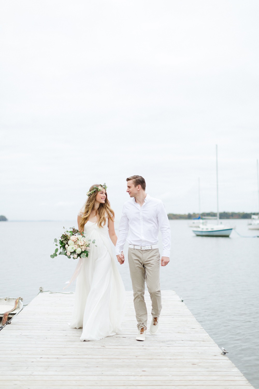 Sailboat-Elopement-Shoot-Lisa-Renault-Photographie