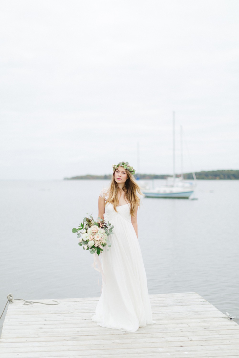 Sailboat-Elopement-Shoot-Lisa-Renault-Photographie