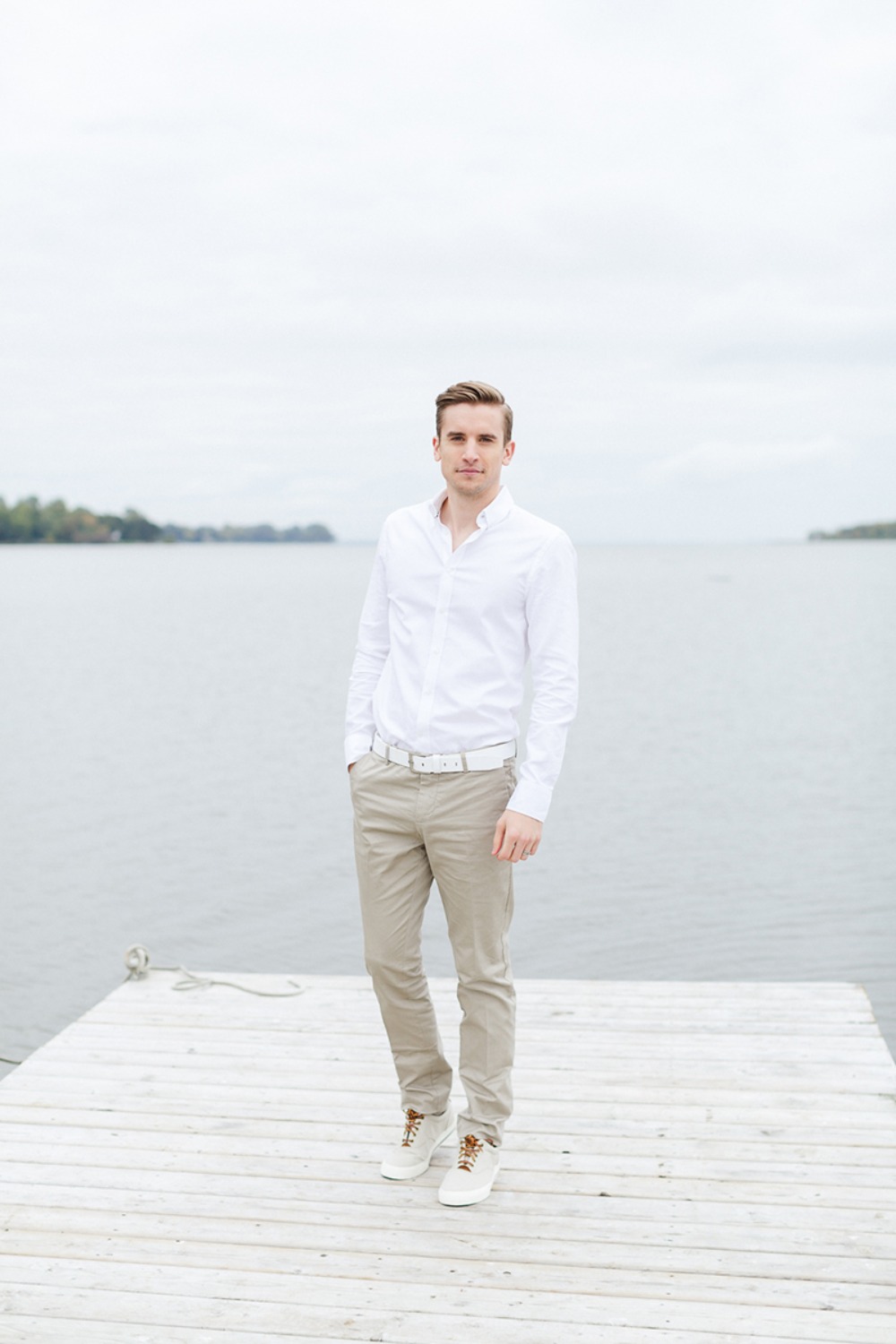 Sailboat-Elopement-Shoot-Lisa-Renault-Photographie