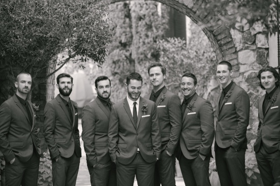 shades-of-red-rustic-wedding