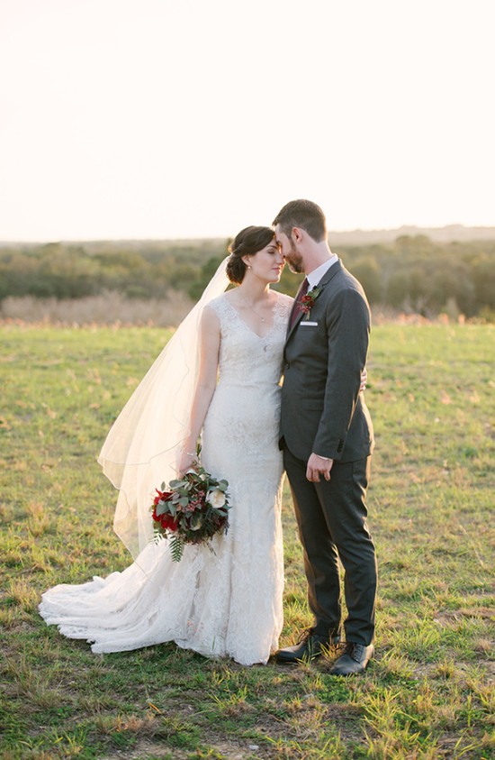 Shades of Red Rustic Wedding
