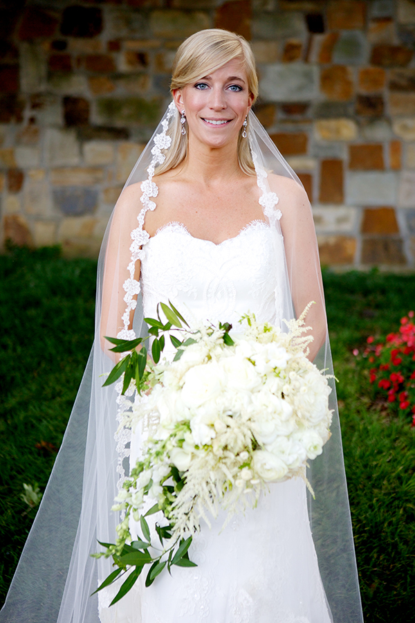 southern-white-and-green-wedding