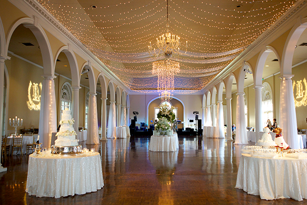 southern-white-and-green-wedding