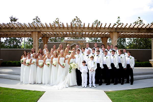 southern-white-and-green-wedding