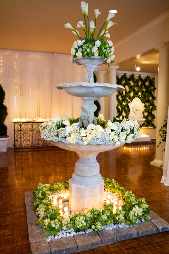 Wedding fountain decor