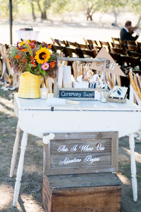yellow-and-brown-diy-wedding