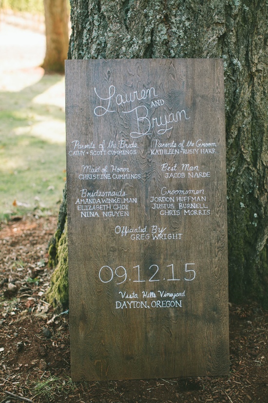 burgundy-and-plum-vineyard-wedding