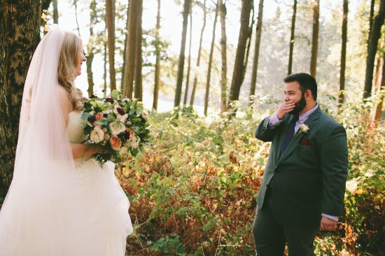 burgundy-and-plum-vineyard-wedding