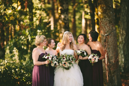 burgundy-and-plum-vineyard-wedding