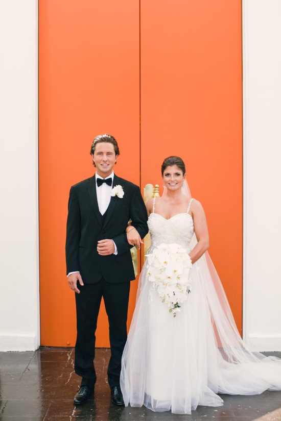 elegant-attire-only-palm-springs-wedding