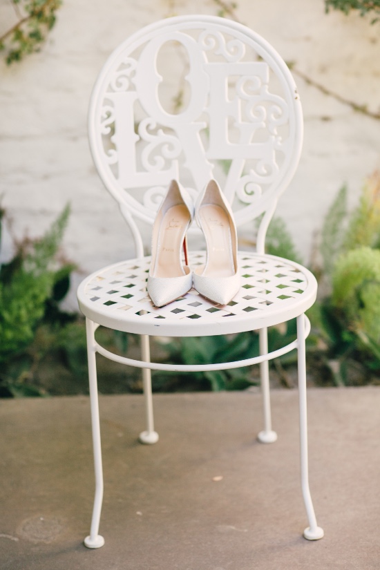 elegant-attire-only-palm-springs-wedding