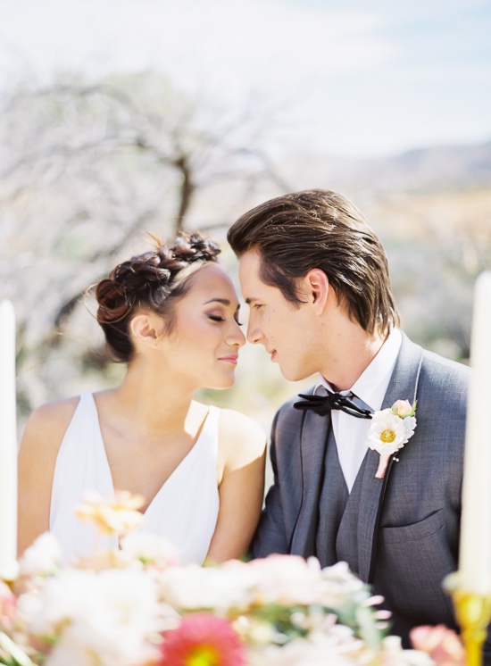 elegant-outdoor-wedding-at-red-rocks