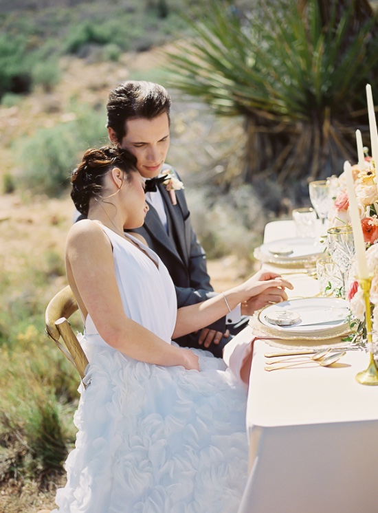 elegant-outdoor-wedding-at-red-rocks