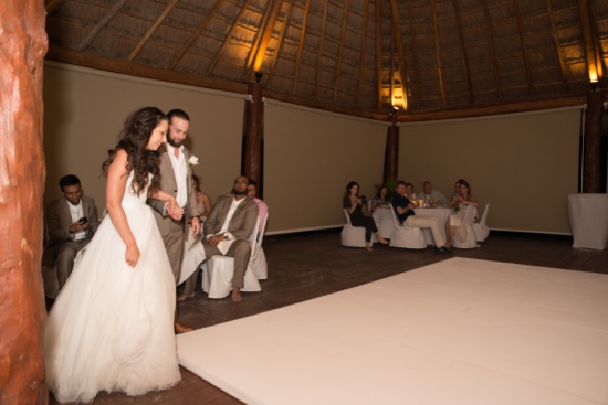 relaxed-mexico-wedding