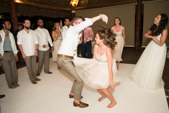 relaxed-mexico-wedding
