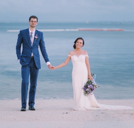 royal-blue-beach-wedding