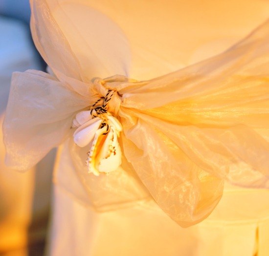 royal-blue-beach-wedding