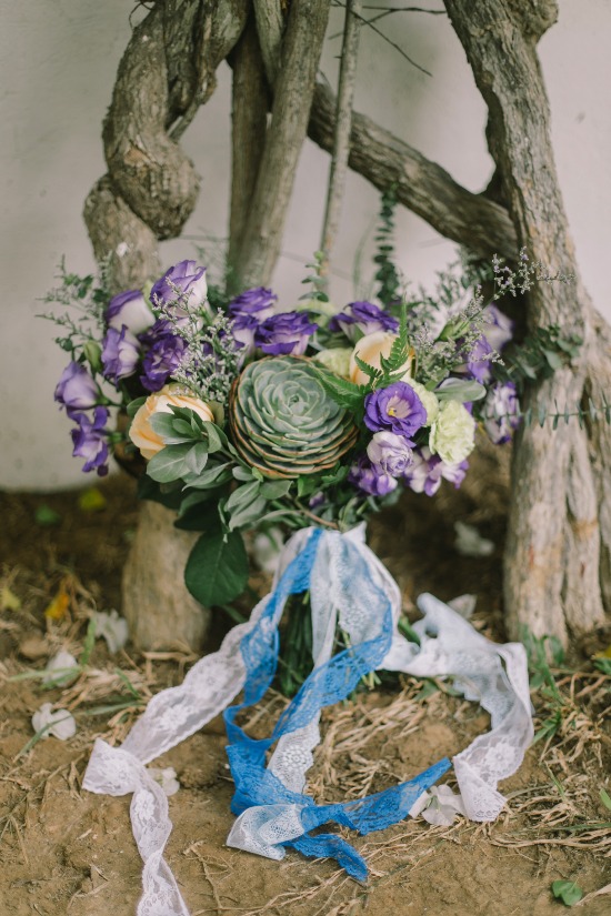 royal-blue-beach-wedding