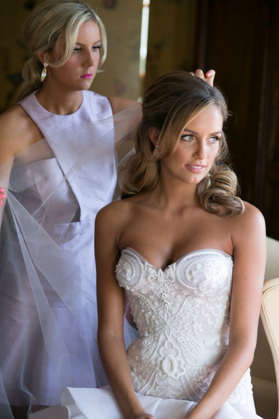 timeless-wedding-with-a-hint-of-glamor