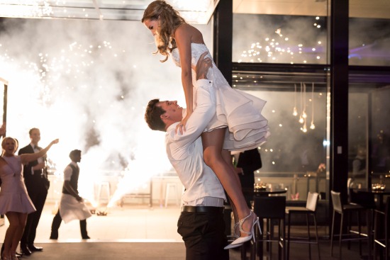 timeless-wedding-with-a-hint-of-glamor