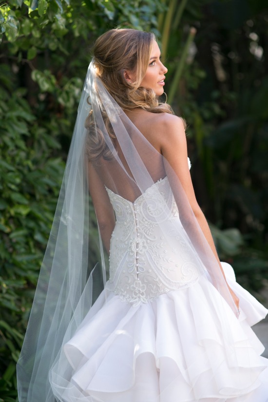 timeless-wedding-with-a-hint-of-glamor