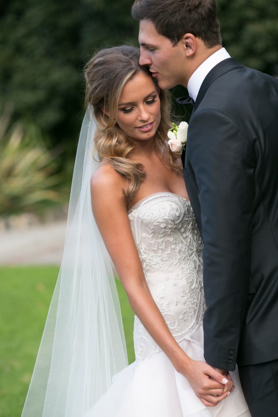 timeless-wedding-with-a-hint-of-glamor