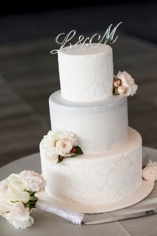 timeless-wedding-with-a-hint-of-glamor