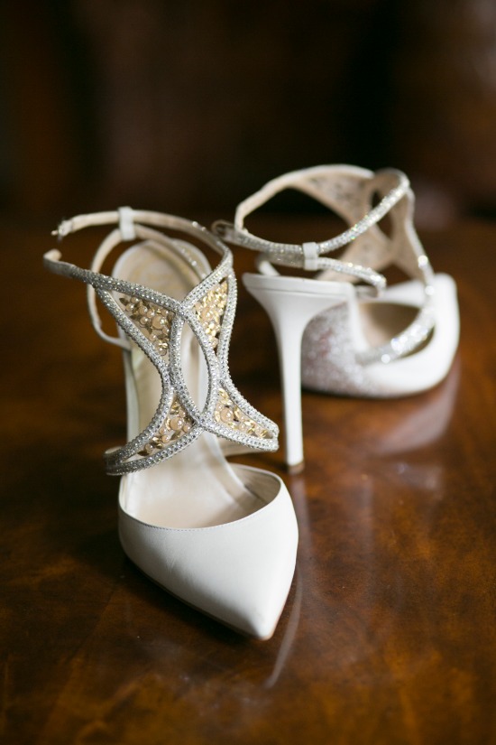 timeless-wedding-with-a-hint-of-glamor
