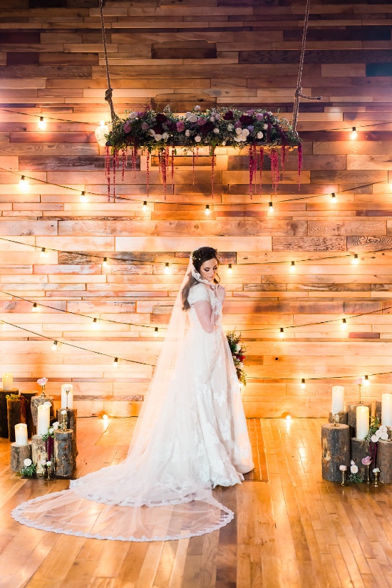 twilight-rustic-barn-wedding