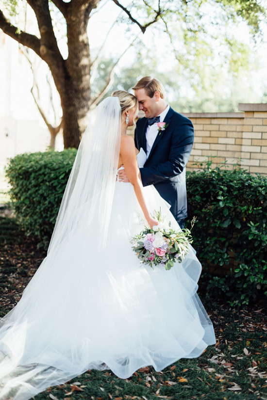 beautiful-blush-texas-wedding