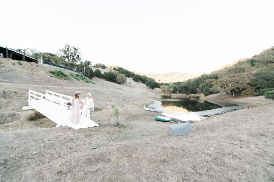 blush-and-burgundy-wedding-ideas